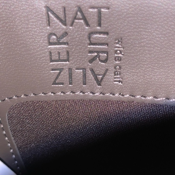 Amazing boots..work or play this is the boot! new never worn🥲wide calf - Picture 5 of 6